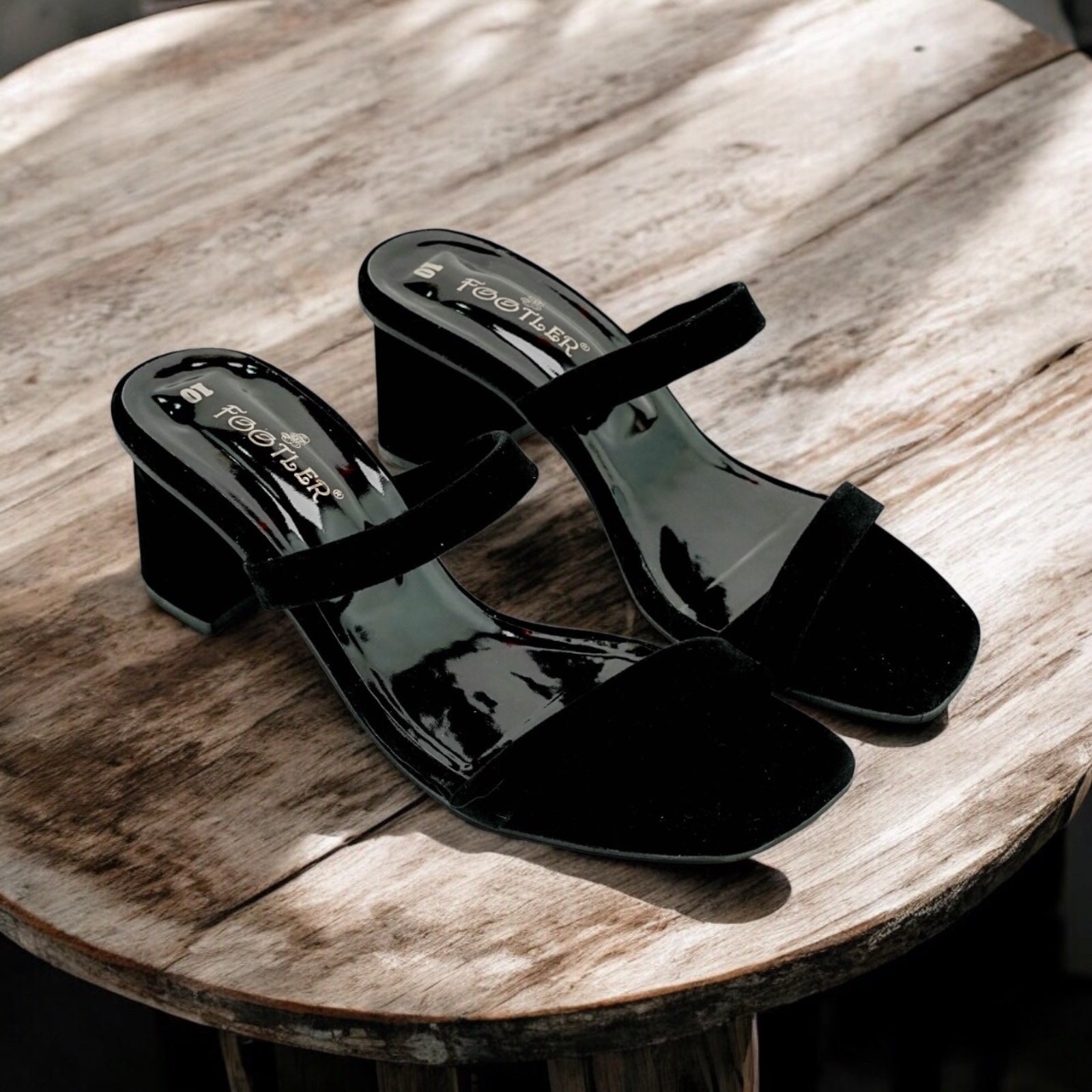 CASUAL BOX HEEL