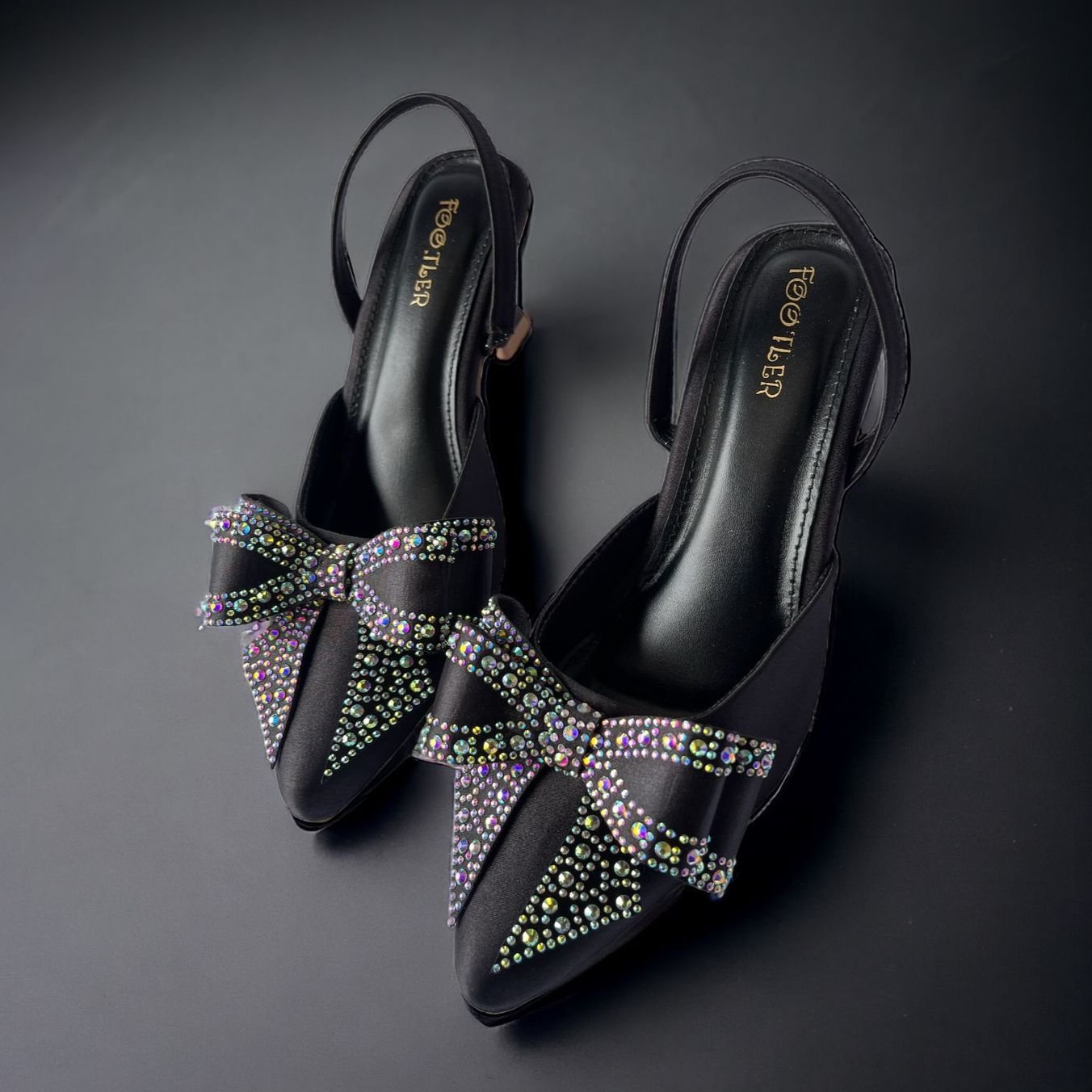 CLASSY KNOT RIBBON