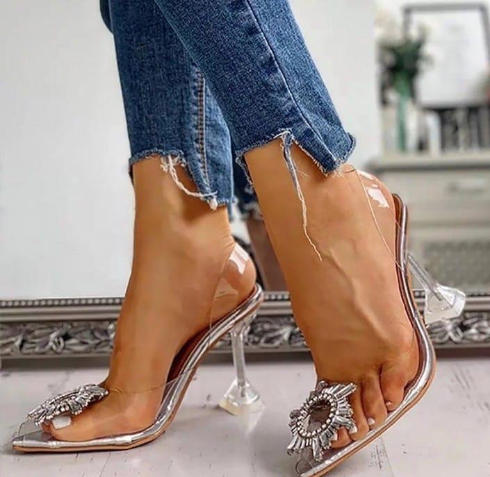 CINDERELLA HEELS