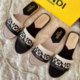 SIGNATURE FLATS
