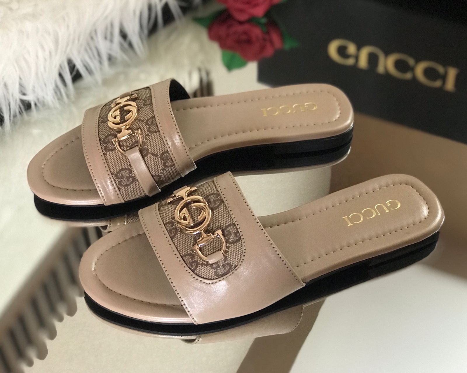 GG CRAFTED FLATS