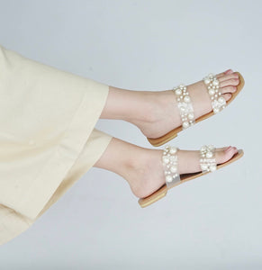 TRANSPARENT PEARLS