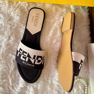 SIGNATURE FLATS