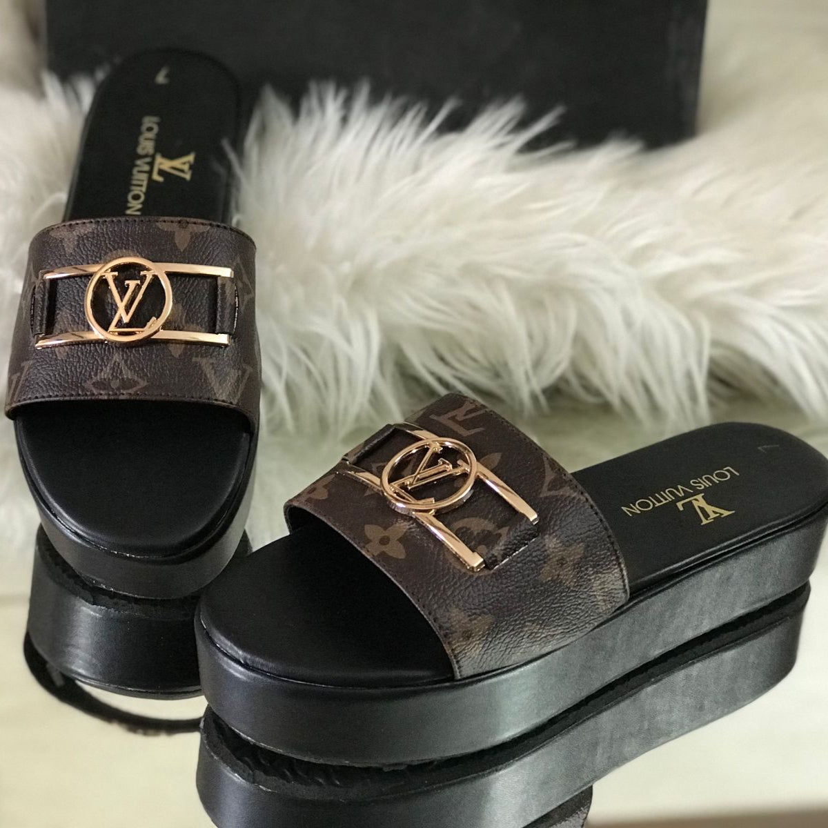 L-V WEDGES