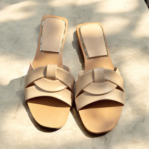 CRISS CROSS FLATS