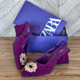 TRIANGLE HEELS