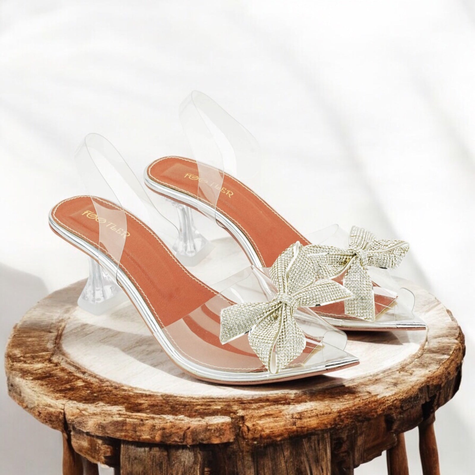 MAGIC BOW HEEL