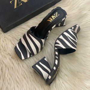 ZEBRA HEEL