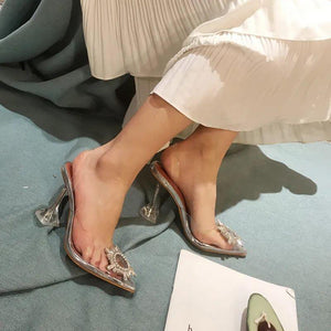 CINDERELLA HEELS