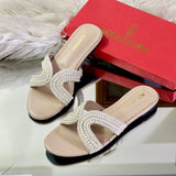 PEARL FLATS