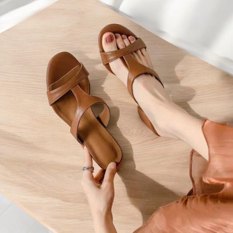 OPEN TOE HEEL