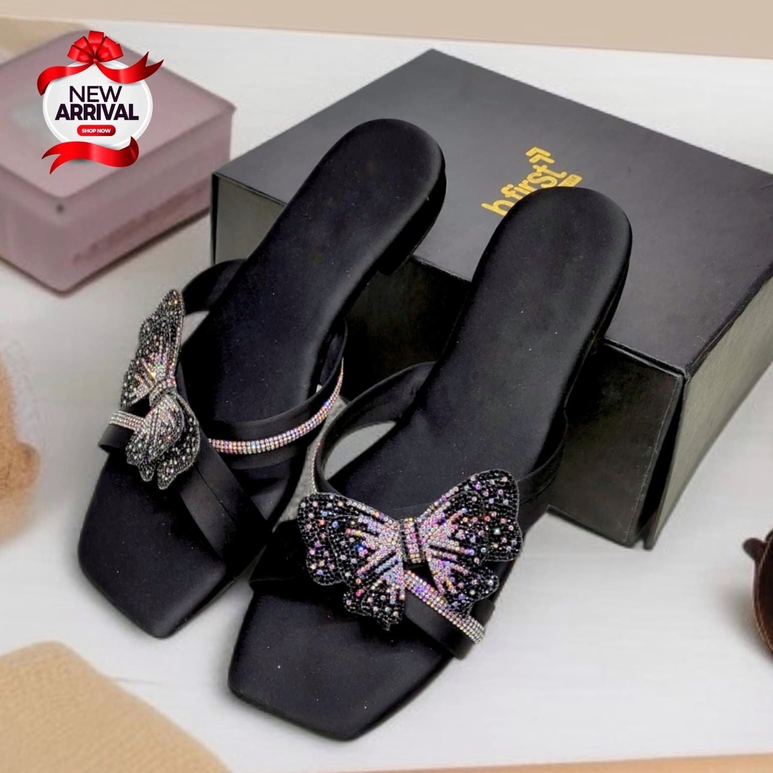 BUTTERFLY FLATS