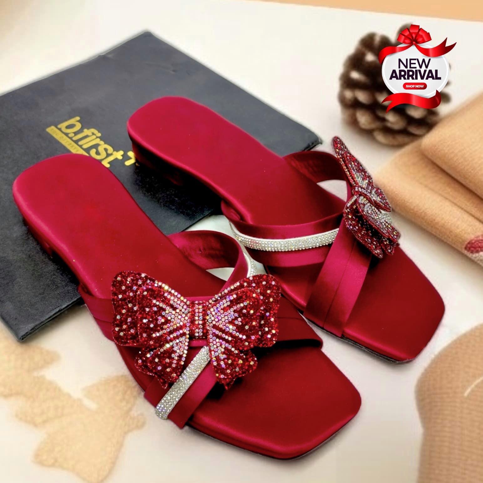 BUTTERFLY FLATS