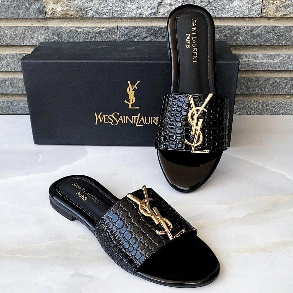 CROCODILE FLATS