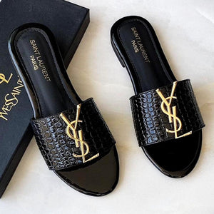 CROCODILE FLATS