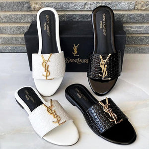 CROCODILE FLATS