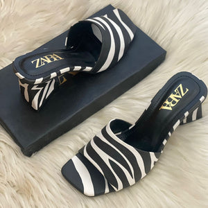 ZEBRA HEEL